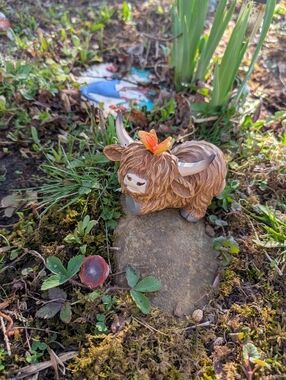 Missy moo Cow Garden Decor